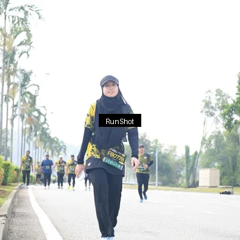 Runner Photo 6946498