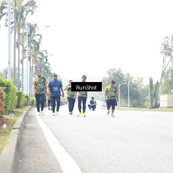 Runner Photo 6946514