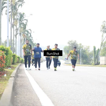 Runner Photo 6946522