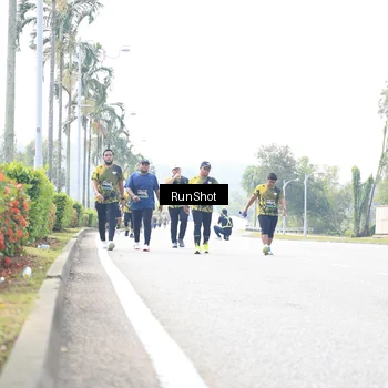 Runner Photo 6946526