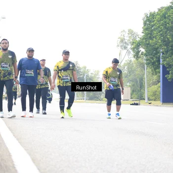 Runner Photo 6946549