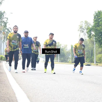 Runner Photo 6946550