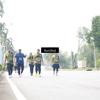 Runner Photo 6946557