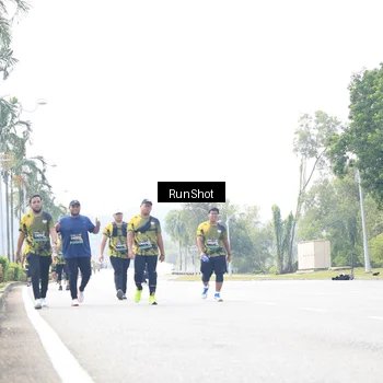 Runner Photo 6946561