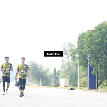 Runner Photo 6946609