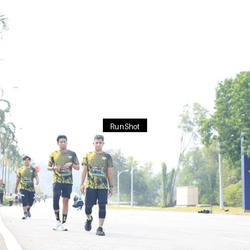 Runner Photo 6946613