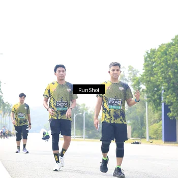 Runner Photo 6946641