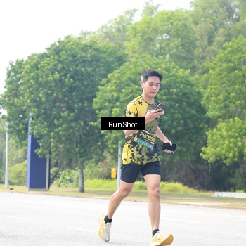 Runner Photo 6946653