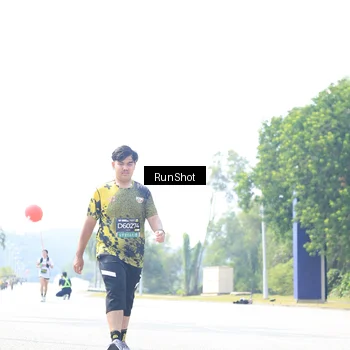 Runner Photo 6946662