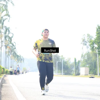 Runner Photo 6946687
