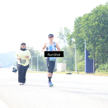 Runner Photo 6946702