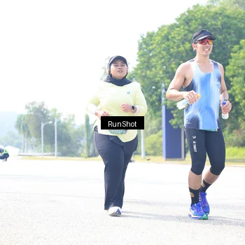Runner Photo 6946737