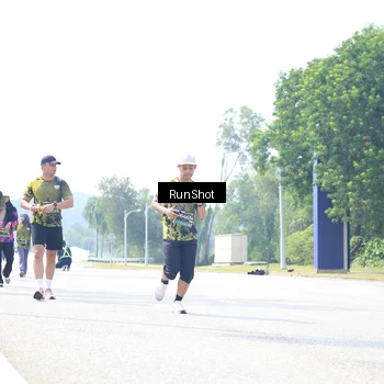 Runner Photo 6946757