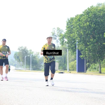 Runner Photo 6946760