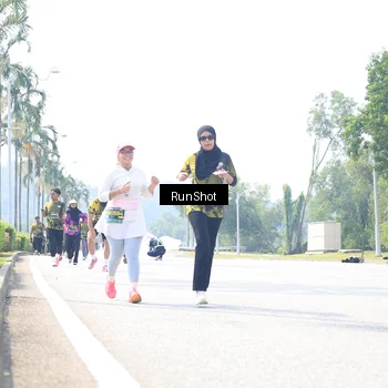 Runner Photo 6946767