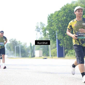 Runner Photo 6946770
