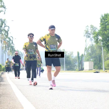 Runner Photo 6946779