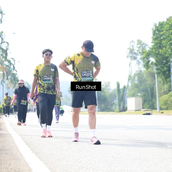Runner Photo 6946782