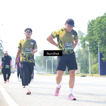 Runner Photo 6946791