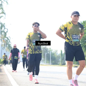 Runner Photo 6946794