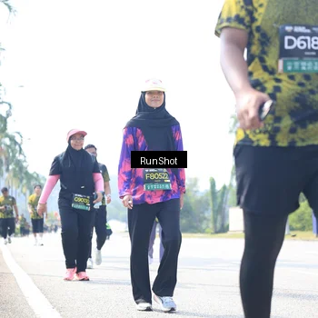 Runner Photo 6946807