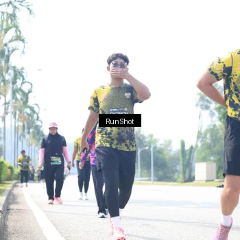 Runner Photo 6946819