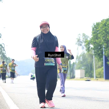 Runner Photo 6946823