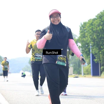 Runner Photo 6946825