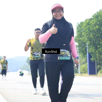 Runner Photo 6946828