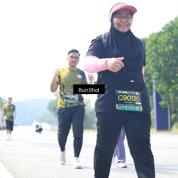 Runner Photo 6946831