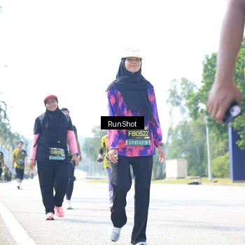 Runner Photo 6946834