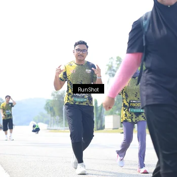 Runner Photo 6946837