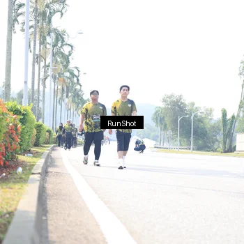 Runner Photo 6946848