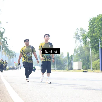 Runner Photo 6946855
