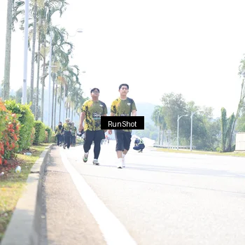 Runner Photo 6946863