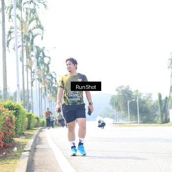 Runner Photo 6946984