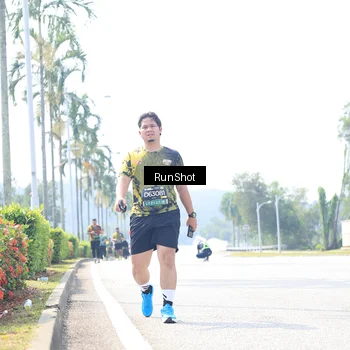 Runner Photo 6946985