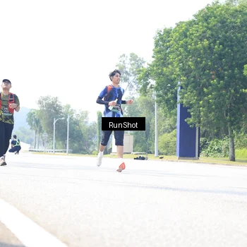 Runner Photo 6946991