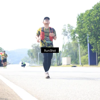 Runner Photo 6947010