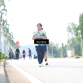 Runner Photo 6947022