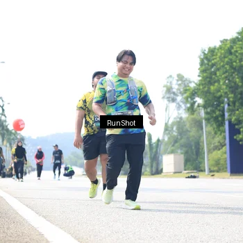 Runner Photo 6947025