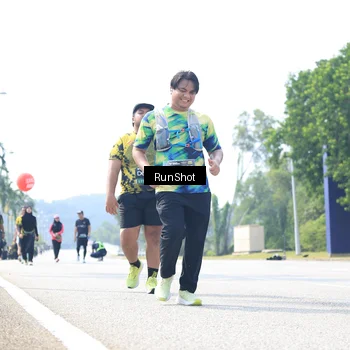 Runner Photo 6947027