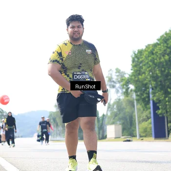Runner Photo 6947042