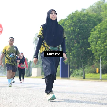 Runner Photo 6947057