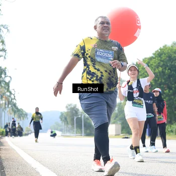 Runner Photo 6947085