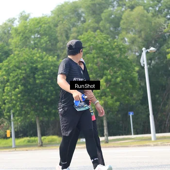 Runner Photo 6947086