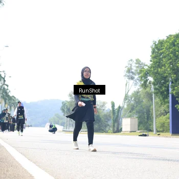 Runner Photo 6947097