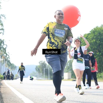 Runner Photo 6947098