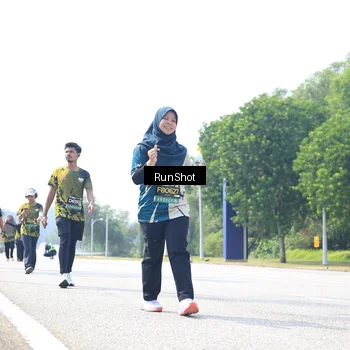 Runner Photo 6947116