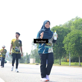 Runner Photo 6947123
